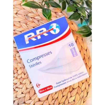 RR UN MONDE DE SANTE COMPRESSES STERILES 10PIECES 30CM*30CM