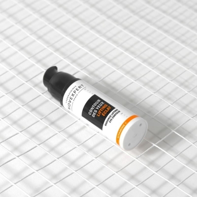 NOVEXPERT VITAMINE C Contour des Yeux Lifting Éclat 15 ML